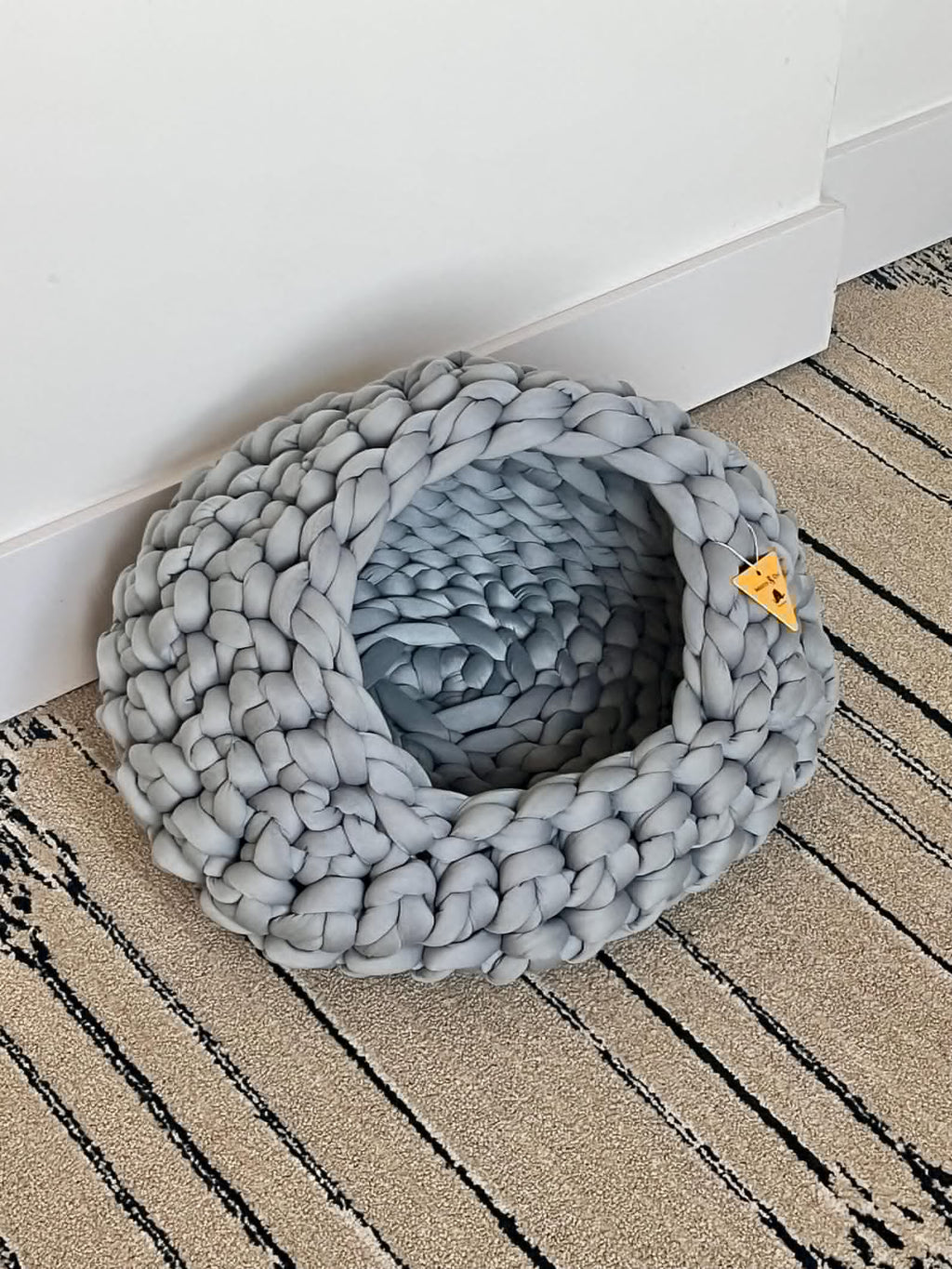 Handgefertigte Katzenhöhle aus Baumwolle – Gemütliches Rückzugsnest für Katzen & kleine Hunde