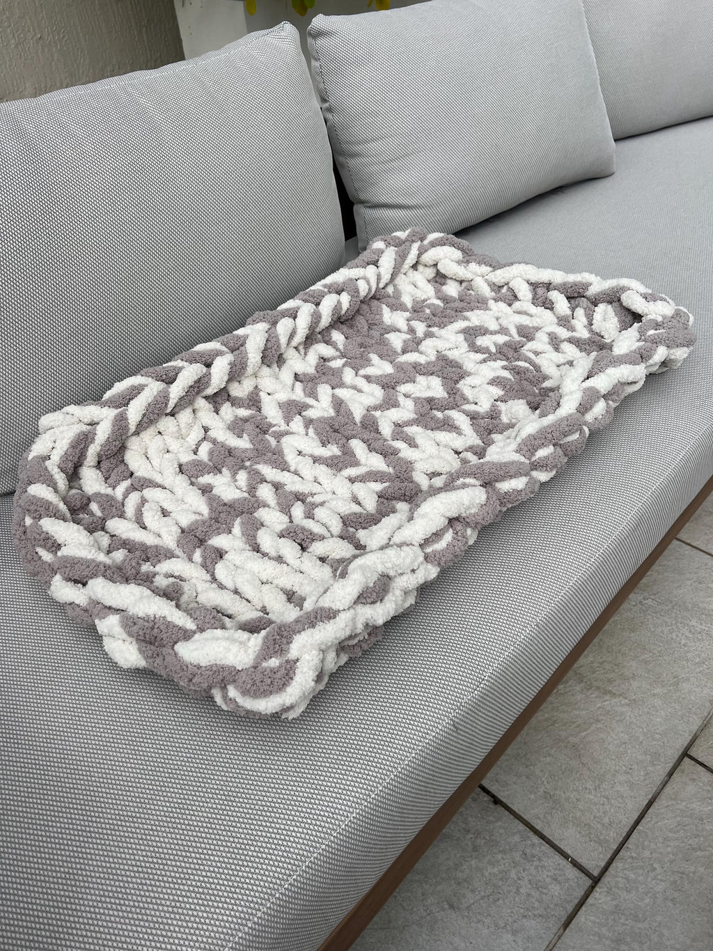 Extra Plüschiges Chenille-Haustierbett – Handgefertigtes Luxus-Kissen für Katzen, Kaninchen & kleine Hunde